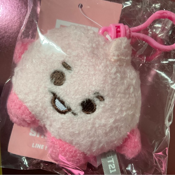 BT21
SHOOKY BABY TATTON PINK MASCOT KEYCHAIN - Picture 3 of 4
